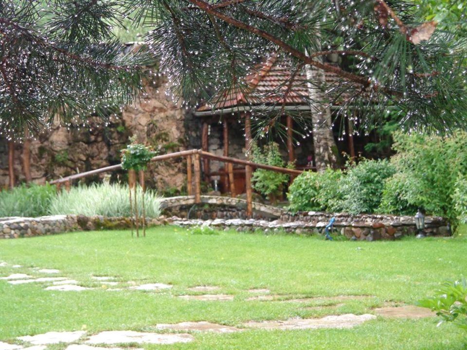 Bed and Breakfast Eco Garden Dilijan Esterno foto
