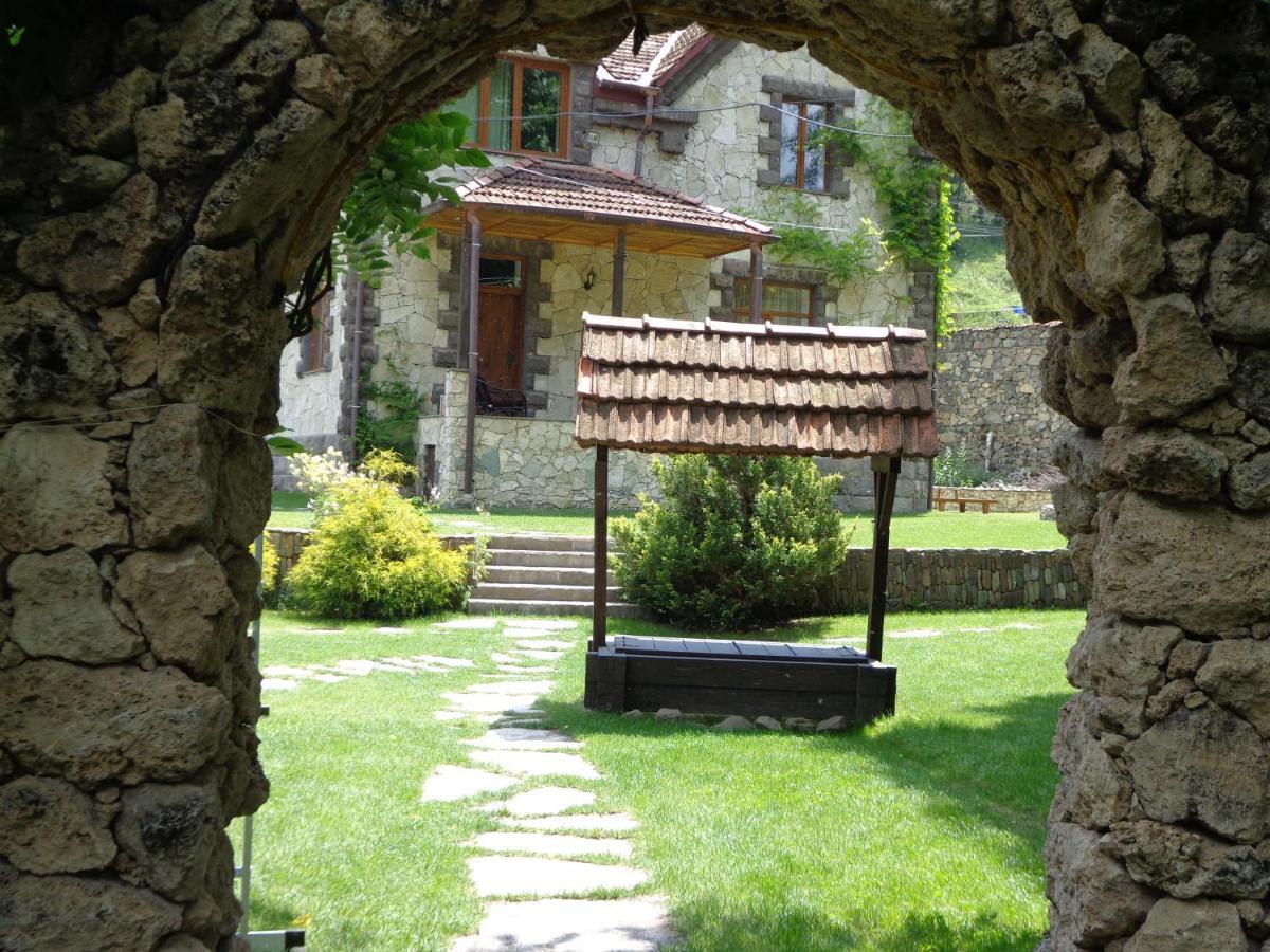 Bed and Breakfast Eco Garden Dilijan Esterno foto